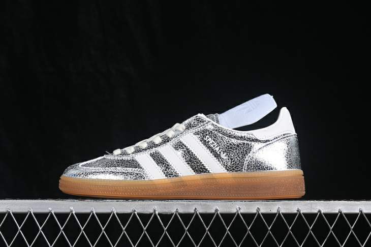 Picture of Adidas Handball Spezial _SKUfw23511683983129706fw